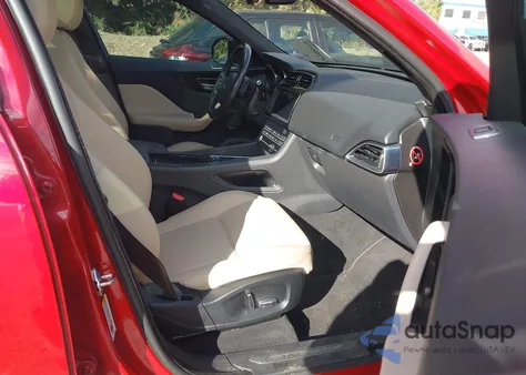 2019 Jaguar F-Pace 25T Premium/30T Premium из США, поврежденный, VIN SADCJ2GX7KA367844